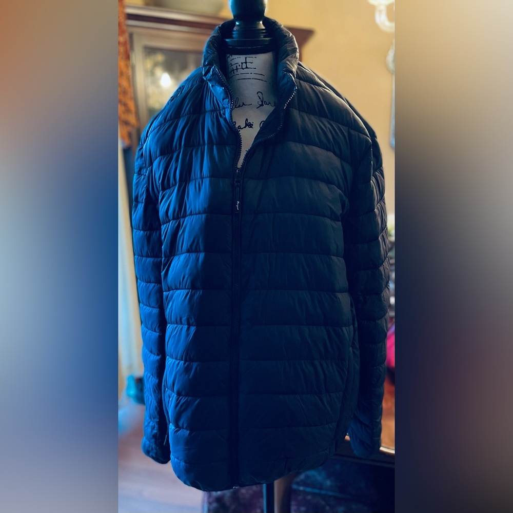 Lightweight Women's Puffer Blue Jacket.